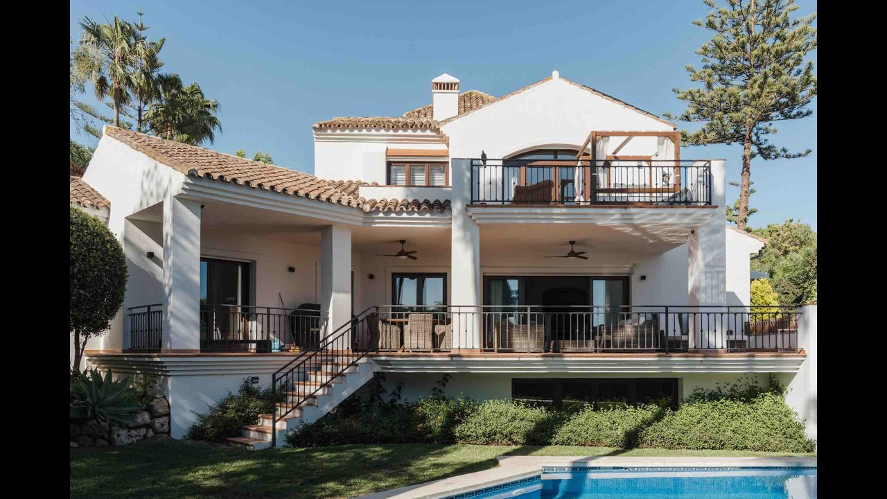 Villa myytävänä El Rosario-Ricmar - 04366