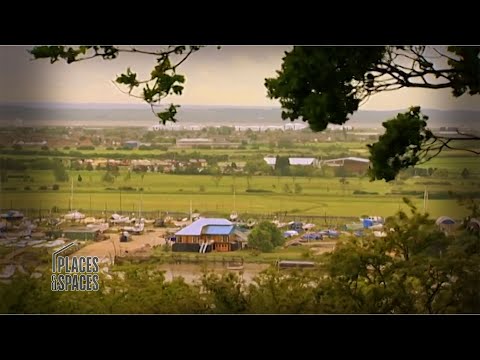 Canvey Island Locals Move to the Country For More Space | Escape To The Country | Places & Spaces