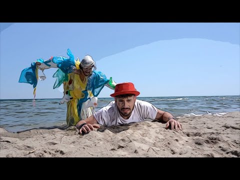 Giuseppe D'Amati - L'isola di Plastica - Official Video