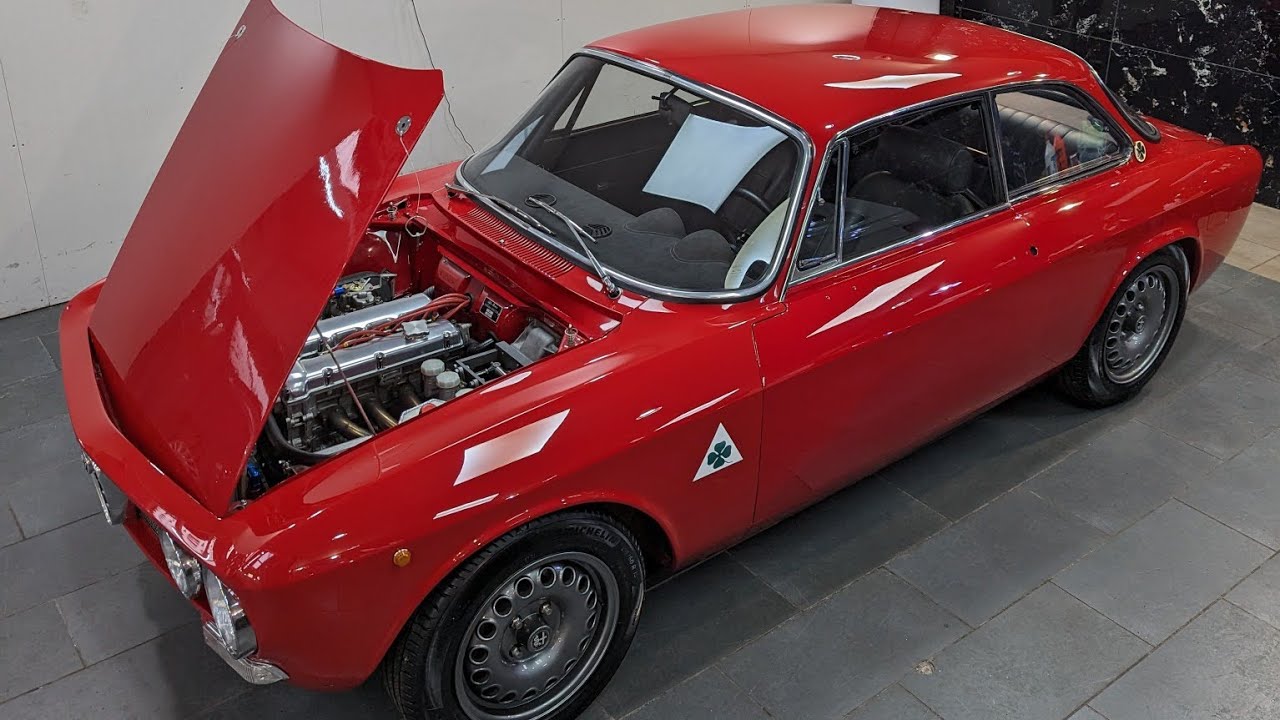 Alfaholics GTAR after detailing and ceramic coating at Ti22. Alfa Romeo Giulia turned up to 10!