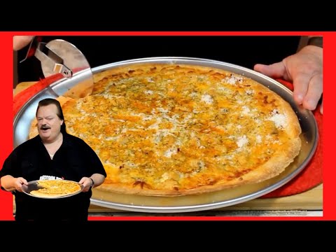 Buffalo Chicken Pizza | How To Make Buffalo Chicken Pizza at Home!