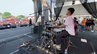 Download lagu STRAIGHT ANSWER - Hantam Prasangka Buruk (Live Drum Cam At Distorsi Keras 2022) mp3 Download lagu STRAIGHT ANSWER - Hantam Prasangka Buruk (Live Drum Cam At Distorsi Keras 2022) mp3