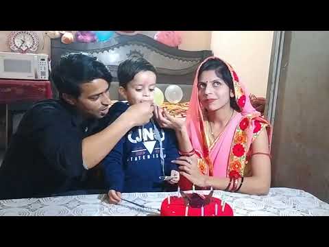 vanshu apne maa papa 🥰 ko cake khilate hue @shortsvideoking8853