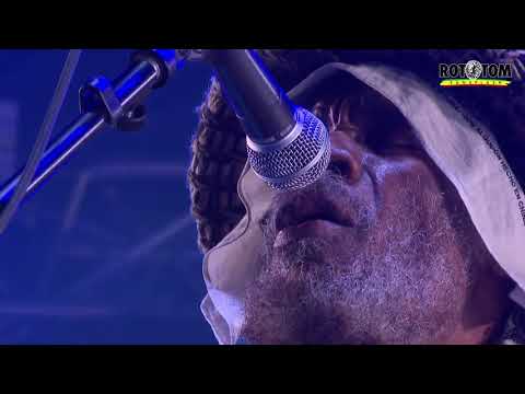ISRAEL VIBRATION sing COOL AND CALM live @ Rototom Sunsplash 2019