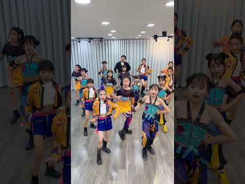 Who dances the best? | Follow Me | Trend MENTE MÀ TOMA TOMA - BABY WARRIORS #dance #rumi #zoey #mira