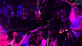 Predator appears out of nowhere at The Bank Nightclub