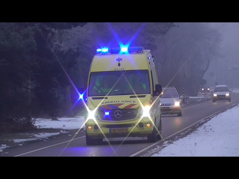 [Versneller] A1 Ambulance 21-131 met spoed in Oss