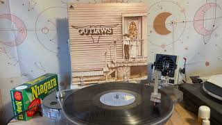 Song In The Breeze - The Outlaws