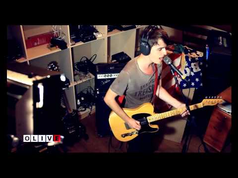 Brunettes Shoot Blondes - live in OLIV.E (полная версия)