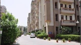 preview picture of video 'Purvanchal Silver Estate - Sector 50, Noida'