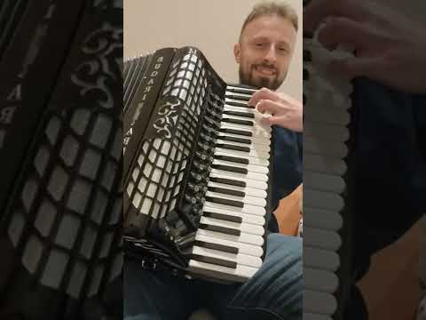 Ah meraka u večeri rane