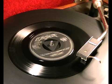 The Ways Of A Woman In Love by Johnny Cash And The Tennessee Two — 1958 Hot 100 hit
