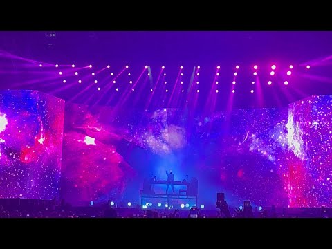 turn on the lights again… (anyma remix) - swedish house mafia & fred again… played by david guetta