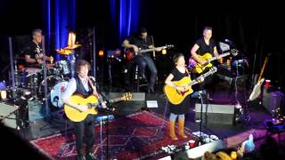 The Weepies- Nobody Knows Me At All (live)