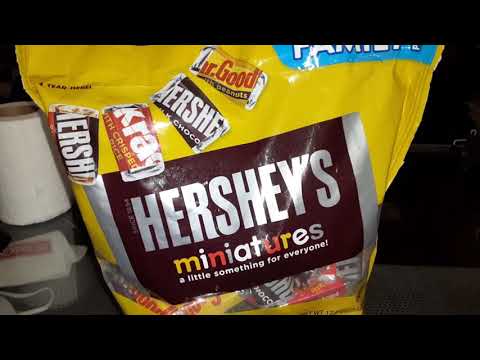 family size Hershey's miniatures #familysize #Hershey's #minatures