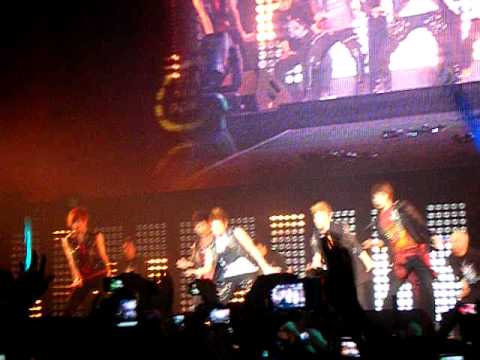 [fancam] 110610 Ring ding dong - SHINee @SMTOWN Paris