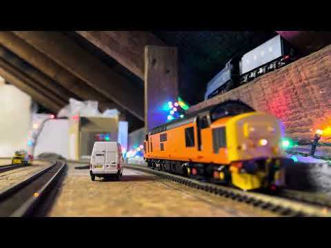 6K40 Townsend Yrd - Longport LR - 37405/56094