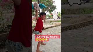 Download lagu tenggek tenggek #viral #batak #tenggek2 #lucu #anak #bociltenggek mp3