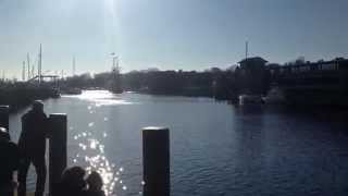 preview picture of video 'Mayflower II Arrives in Mystic CT (1 of 3) 12/14/2014'