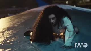 Charli XCX Vs. Dragonette - Von Riot [ RaveDJ MashUp ]