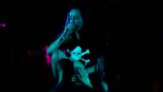 Queenadreena: Razorblade Sky (live clip)