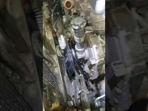 STOP FIGHTING THAT CUMMINS 12 VALVE RADIATOR COOLING FAN!  1966 Fummins Swap - Grumpy Pug - Day 37