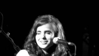 Joan Chamorro Grup & Andrea Motis - " Smile "    (B&W video)