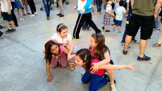 Baile durante el día de la familia
