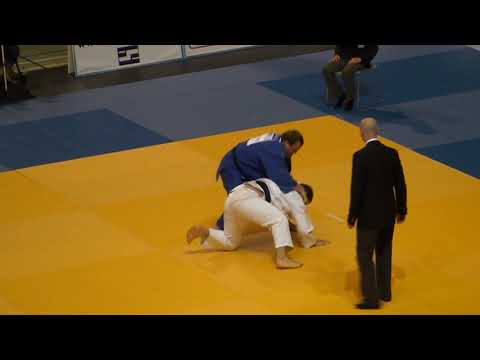 EC JUN 2011 P100  MATIASHVILI Levani GEO ZABARSKAS Zilvinas LTU