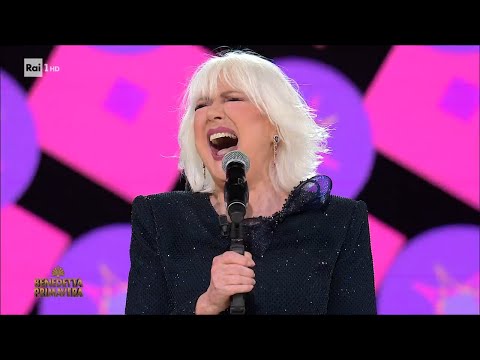 Loretta con la O - Benedetta Primavera 31/03/2023