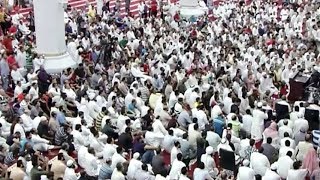 صورة تُرى أيهما آمن من صاحبه !! الشيخ الحويني