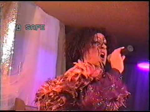 Petra Janů Moje malá premiéra Slečna Danina Kabaret Fiesta Začátky