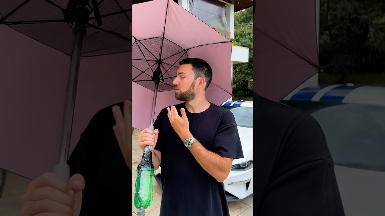 This futuristic parasol has a built-in fan! 🤯☔️