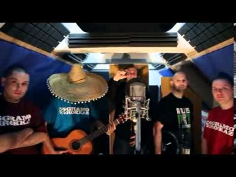 Separ&Decko ft. Strapo - Si Zvonil?! (Radikal DISS) [OFFICIAL studio clip] - [OFFICIAL CzSkMusicTV]