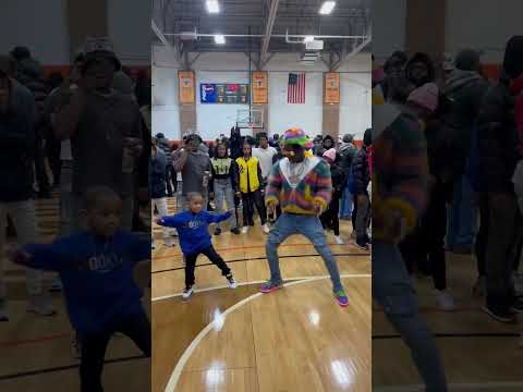 Thumbnail for Behind The Scenes Footage #RaresRoomChallenge With @2rareee 🔥 #juicewithjakai #2rare