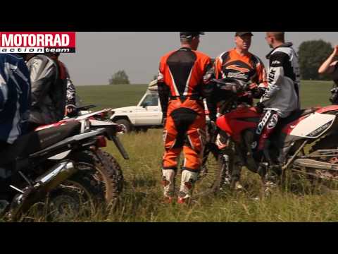 download lagu mp3 mp4 Warching, download lagu Warching gratis, unduh video klip Warching