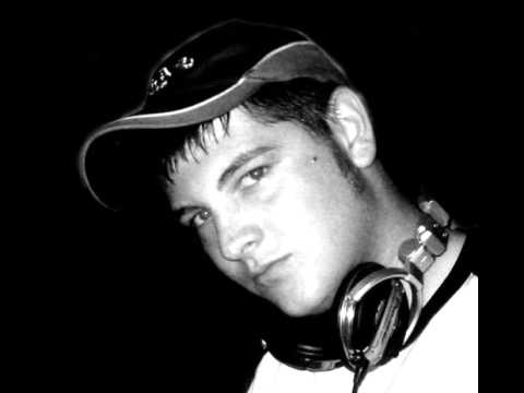 Micky Joint & Flower 2k -Boom