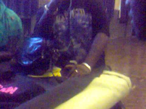 Maveriq - The Back Room (Piano Version) with J Redeye providing the Remix backing!