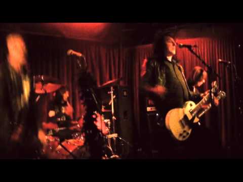 The DeRellas - Everything Jaded (live @ the borderline)