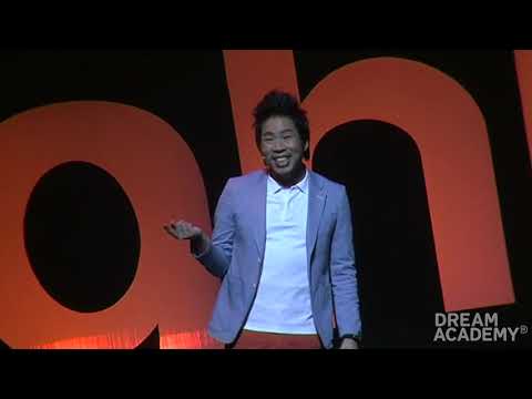 Happy Ever Laughter - Enlai Demonstrates Hokkien Haka