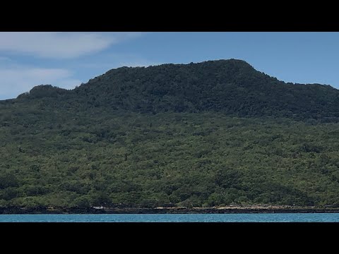 Into the volcano, Sailing the Hauraki Gulf, New Zealand