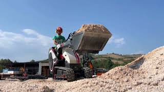 Pásový mini-nakladač MCH SK1000