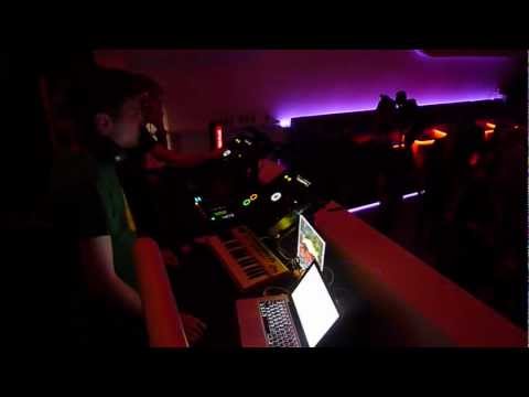 Discover the NEW Clubbing - Control Freak & MaDi @ Studio Martin 30 Nov, 2012