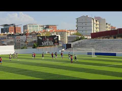 Tiago Gonçalves (CDOM). Livre Direto. Quase golo com grande defesa do GRs adversário (CD...