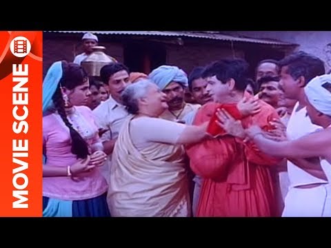 Dilip Kumar Can't Rrecognise Her Own Mother - Ram Aur Shyam