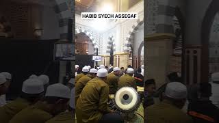 Download lagu Habib Syech Assegaf | Majelis Ahbabul Musthofa Solo #sholawat #habibsyech #shorts mp3