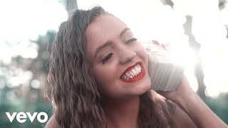 Woah Vicky - Woah Vicky