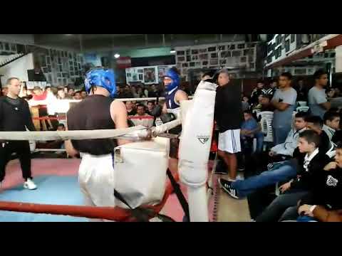 Boxeo EvanderGym 2015 - 3 round - Tomas Cavataio  (pantalones oscuros)