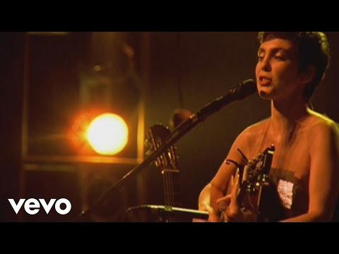 Videoclip de Medo de Amar Nº 3 — Adriana Calcanhotto