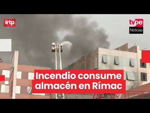 Incendio de gran magnitud destruye almacén de seis pisos en el Rímac durante Navidad